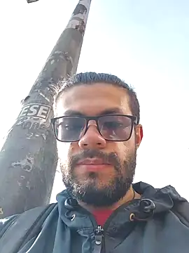 RodriWhite online show from February 9, 2025, 1:14 pm