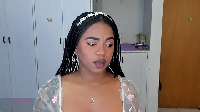 Marce 22 online show from September 28, 2025, 1:44 am