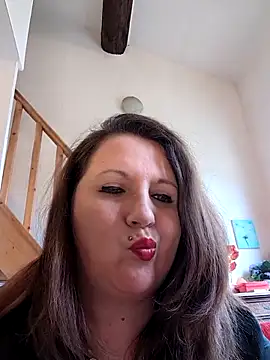 Snapshot of Candy-Desire chatting on March 18, 2025, 12:47 pm Candy-Desire online show from March 18, 2025, 12:47 pm