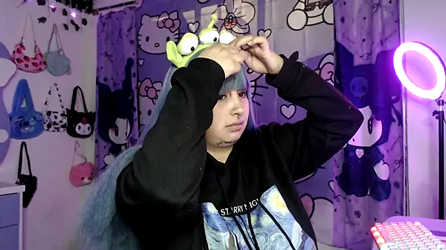 lussyevans24 online show from October 20, 2025, 6:25 am