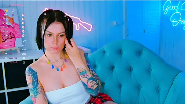 My toys pink online show from October 22, 2025, 4:35 am