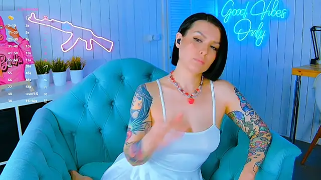 My toys pink online show from March 28, 2026, 9:47 pm