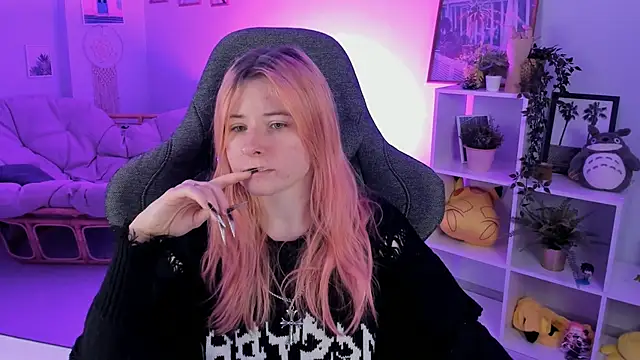 LexiWenford online show from January 23, 2025, 5:35 am