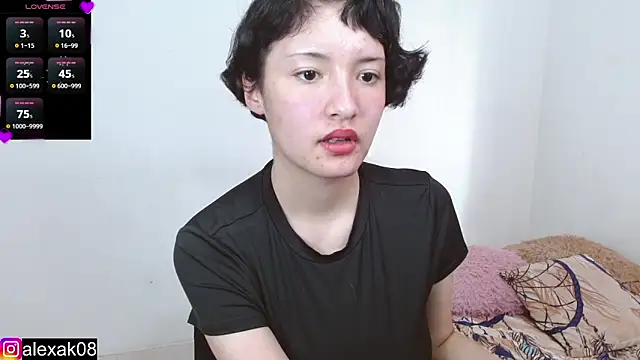 alexaa08 online show from February 28, 2025, 10:06 pm