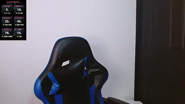 alexaa08 online show from December 17, 2025, 11:38 am