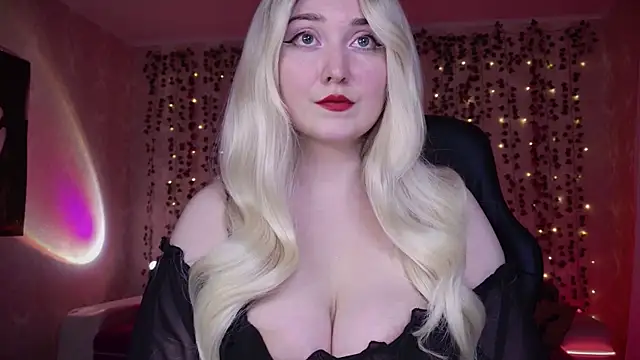 Snapshot of AllisonBlack_ chatting on November 6, 2025, 8:54 pm AllisonBlack online show from November 6, 2025, 8:54 pm