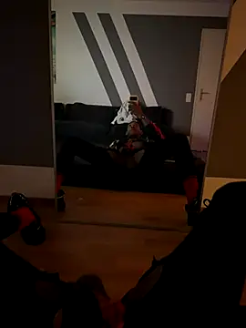 esteraulxxx online show from November 21, 2025, 9:57 pm