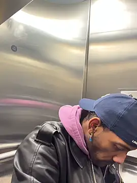 esteraulxxx online show from December 3, 2025, 1:46 am