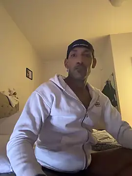 Snapshot of esteraulxxx chatting on February 7, 2026, 10:02 pm esteraulxxx online show from February 7, 2026, 10:02 pm