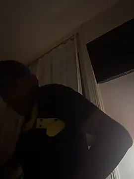 Snapshot of esteraulxxx chatting on February 10, 2026, 2:15 am esteraulxxx online show from February 10, 2026, 2:15 am