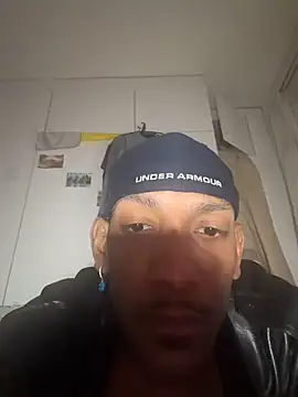 Snapshot of esteraulxxx chatting on February 12, 2026, 2:12 pm esteraulxxx online show from February 12, 2026, 2:12 pm