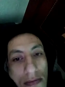 alexmoragomez online show from February 8, 2025, 6:44 pm