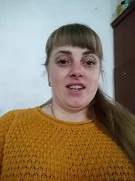 CoddessCrystal online show from November 28, 2025, 7:11 am