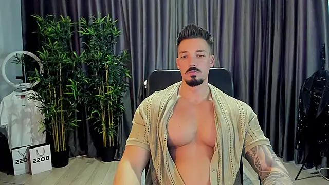 HaydenSpearss online show from October 1, 2025, 1:06 pm