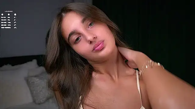 PiquingOgalala online show from December 2, 2025, 1:11 am