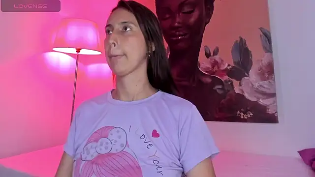 aleja rythm online show from December 1, 2025, 6:46 pm