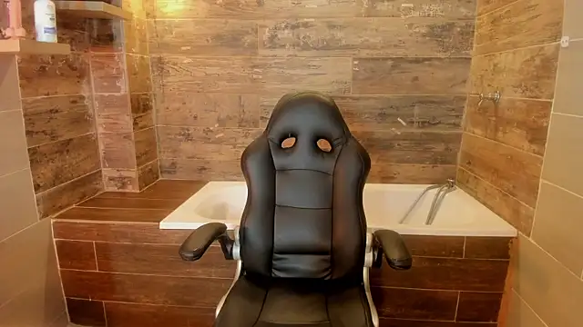 Hanah Greey online show from December 14, 2024, 1:49 pm