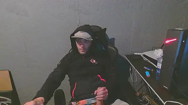 Superoz77 online show from December 17, 2024, 5:07 am