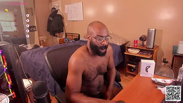 MrChuckDailyXXX online show from December 10, 2024, 7:11 pm