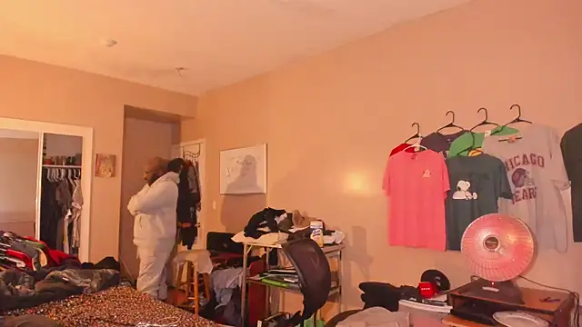 MrChuckDailyXXX online show from January 7, 2026, 7:44 am