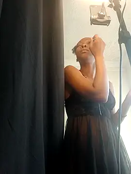 Snapshot of C0ffeecoolatte chatting on April 16, 2026, 6:52 pm C0ffeecoolatte online show from April 16, 2026, 6:52 pm