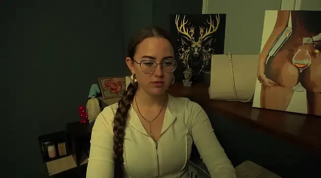 luxie milady online show from January 3, 2025, 1:36 pm