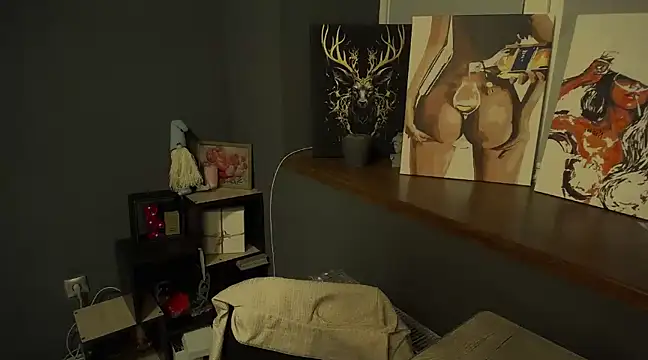 luxie milady online show from March 10, 2025, 1:21 pm