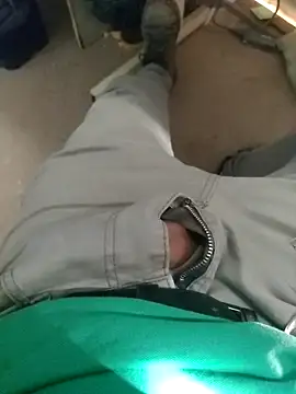 OLAJONES online show from April 29, 2026, 3:38 pm