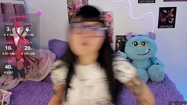 Snapshot of naoko_kirino chatting on December 18, 2025, 4:18 am naoko kirino online show from December 18, 2025, 4:18 am