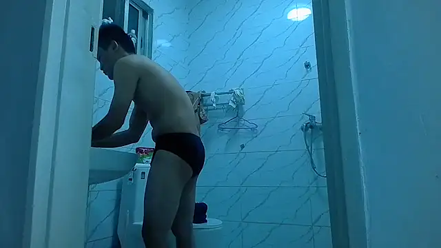 Snapshot of kisstoyousoon2024 chatting on March 19, 2025, 10:42 pm kisstoyousoon2024 online show from March 19, 2025, 10:42 pm