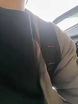 kisstoyousoon2024 online show from January 6, 2026, 5:22 am