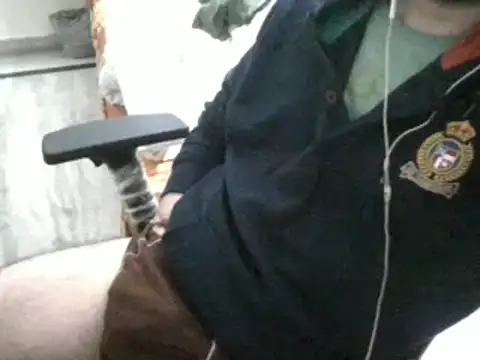 raka120294 online show from December 28, 2024, 11:09 am