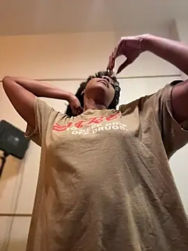 Snapshot of Blazerina chatting on February 28, 2026, 8:59 am Blazerina online show from February 28, 2026, 8:59 am