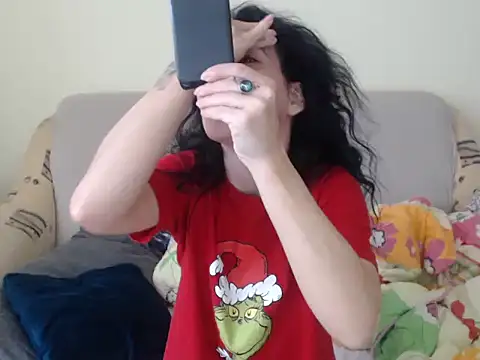 Emmatoo online show from February 20, 2026, 7:43 am