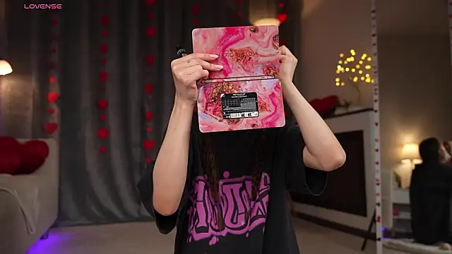 Snapshot of Amely_Young chatting on February 15, 2026, 2:08 am Amely Young online show from February 15, 2026, 2:08 am