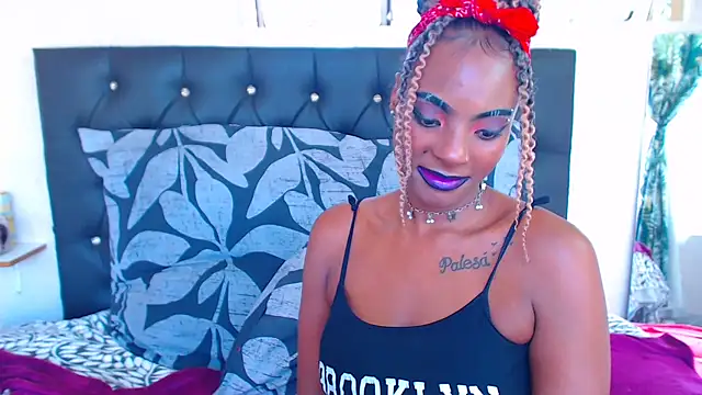 SAVAGExBOO online show from December 13, 2024, 10:08 am