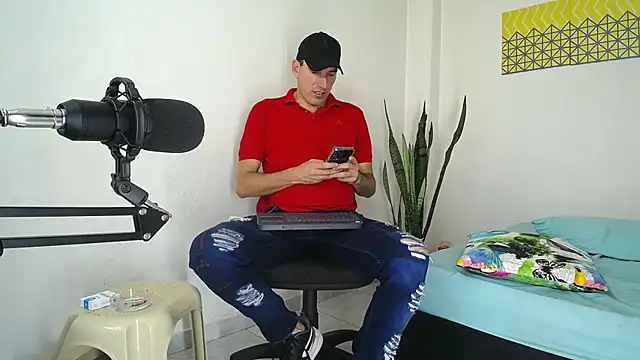 jayydenandjacob online show from February 10, 2025, 7:17 pm