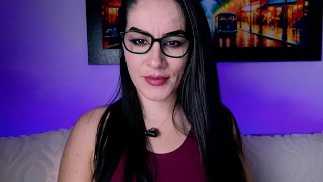 Pamela Rosal online show from April 3, 2026, 1:03 am