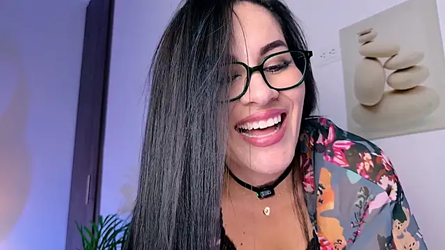 Pamela Rosal online show from April 18, 2026, 1:42 am