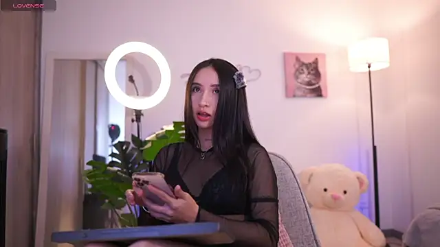 Angeeel  online show from September 30, 2025, 4:50 am