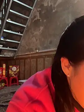 Hellen 111 online show from February 17, 2026, 3:51 pm