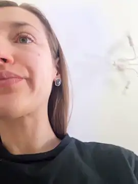 KateRedgar online show from March 6, 2026, 12:34 pm