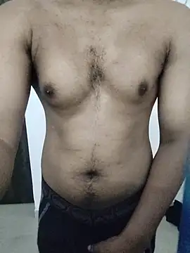 hottboy 39 online show from July 7, 2026, 8:29 am