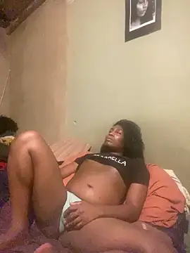 Moorella1 online show from April 4, 2026, 5:21 pm