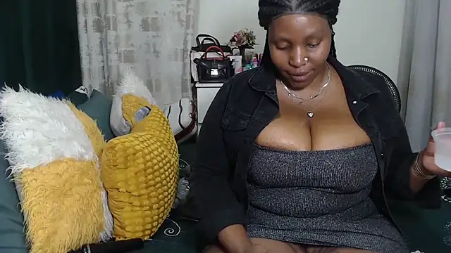 GaggingQueenxx online show from June 2, 2026, 4:20 pm