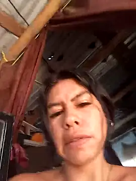 Snapshot of Alanagracia chatting on November 2, 2025, 4:42 pm Alanagracia online show from November 2, 2025, 4:42 pm