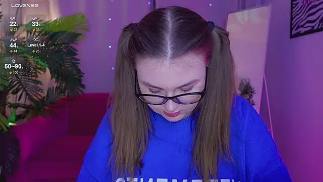 Mia  Peach online show from February 16, 2025, 1:58 am