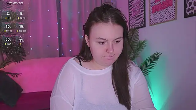 Mia  Peach online show from March 20, 2025, 3:02 am