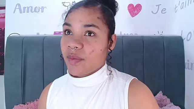 KittyBrookex online show from November 5, 2025, 1:33 pm