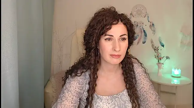 MaryMalory11 online show from December 6, 2024, 3:55 pm